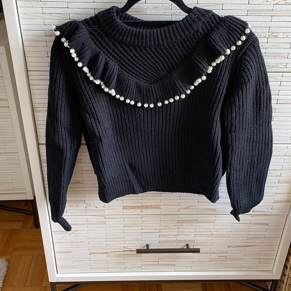 Black Zara sweater with pearl trim. Only worn once!